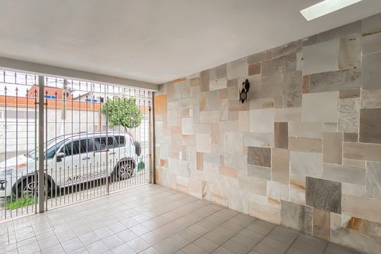Garagem  de casa para alugar com 3 quartos, 125m² em Aricanduva, São Paulo