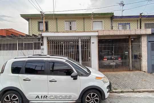 Fachada  de casa para alugar com 3 quartos, 125m² em Aricanduva, São Paulo