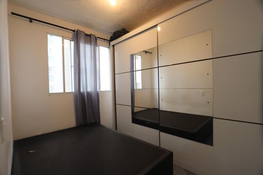 Quarto 1 de apartamento para alugar com 2 quartos, 34m² em Parque São Lourenço, São Paulo
