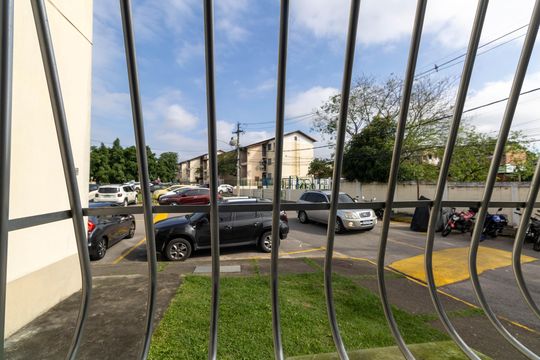 Vista do Quarto 1 de apartamento para alugar com 2 quartos, 55m² em Campo Grande, Rio de Janeiro