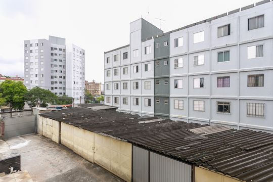 Vista do Quarto 1  de apartamento para alugar com 2 quartos, 42m² em Conjunto Residencial José Bonifácio, São Paulo