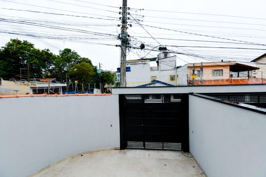 Vista do Quarto 1 de casa à venda com 2 quartos, 64m² em Parque Santo Antonio, Guarulhos