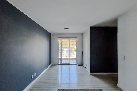 Apartamento à venda com 3 quartos, 68m² em Guaiauna, São Paulo