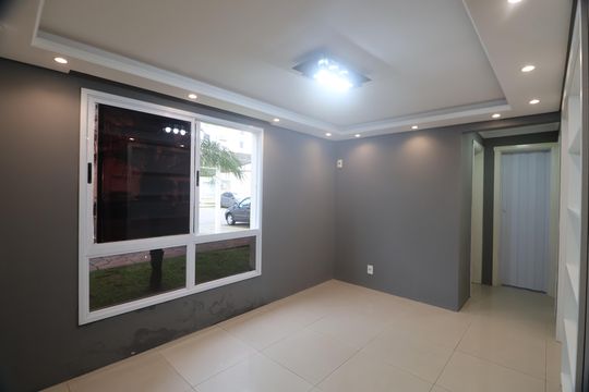 Apartamento à venda com 3 quartos, 48m² em Mato Grande, Canoas