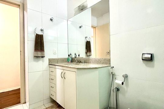 Apartamento à venda com 4 quartos, 200m² em Lourdes, Belo Horizonte