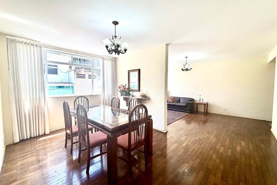 Apartamento à venda com 4 quartos, 200m² em Lourdes, Belo Horizonte