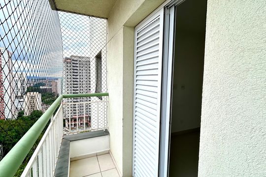 Sacada da Suíte de apartamento para alugar com 3 quartos, 76m² em Jardim Flor da Montanha, Guarulhos