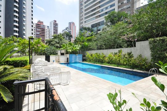 Piscina de apartamento para alugar com 3 quartos, 130m² em Vila Andrade, São Paulo