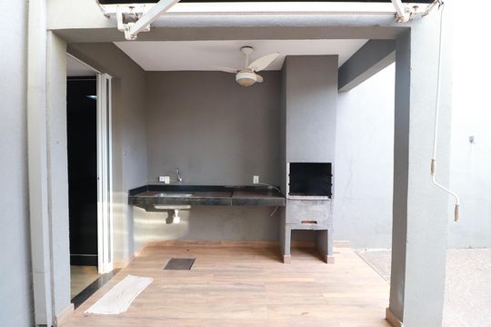 Varanda  de casa para alugar com 3 quartos, 190m² em City Ribeirão, Ribeirão Preto