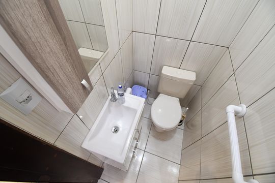 Lavabo Sala 3 de casa para alugar com 4 quartos, 203m² em São Pedro, São José dos Pinhais
