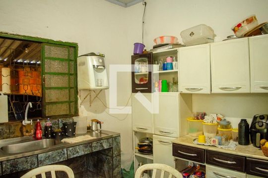 Casa à venda com 3 quartos, 487m² em Residencial Mar Del Plata, Goiânia