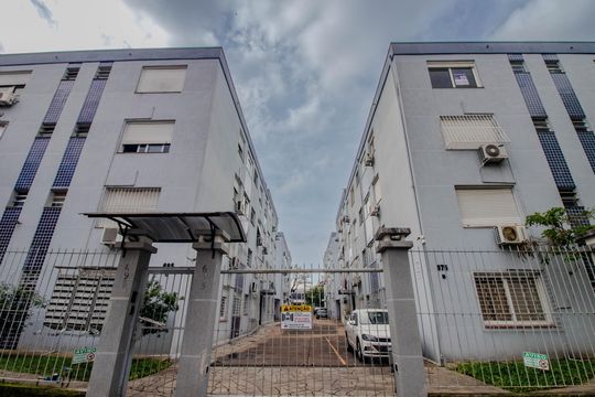 Fachada de apartamento para alugar com 1 quarto, 46m² em Vila Ipiranga, Porto Alegre