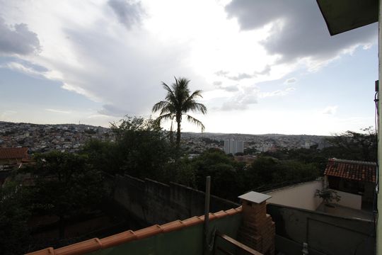 Apartamento para alugar com 2 quartos, 70m² em Havaí, Belo Horizonte