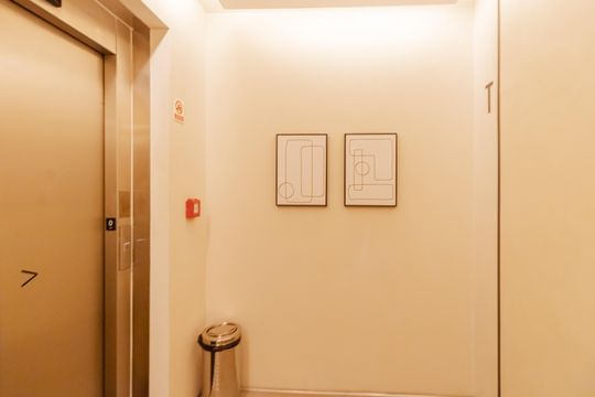 Elevador de kitnet/studio para alugar com 1 quarto, 36m² em Itaim Bibi, São Paulo