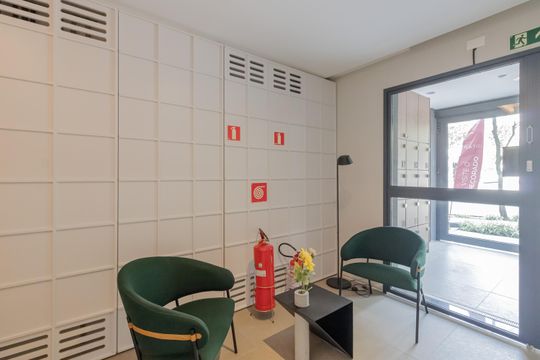 Hall social de kitnet/studio para alugar com 1 quarto, 36m² em Itaim Bibi, São Paulo