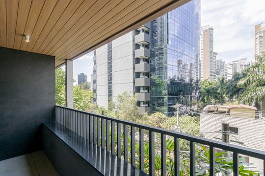 Sacada de kitnet/studio para alugar com 1 quarto, 36m² em Itaim Bibi, São Paulo