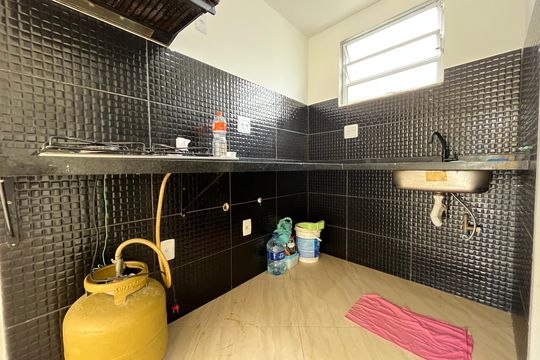 Cozinha de kitnet/studio à venda com 1 quarto, 50m² em Barra da Tijuca, Rio de Janeiro