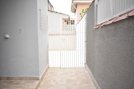 Quintal de casa para alugar com 3 quartos, 147m² em Planalto Paulista, São Paulo