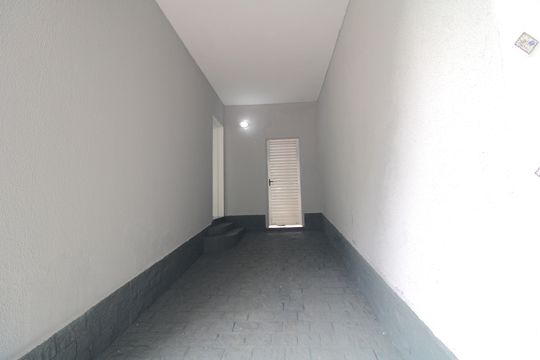 Garagem de casa para alugar com 3 quartos, 147m² em Planalto Paulista, São Paulo