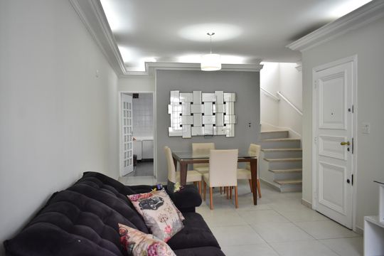 Sala de casa para alugar com 3 quartos, 147m² em Planalto Paulista, São Paulo