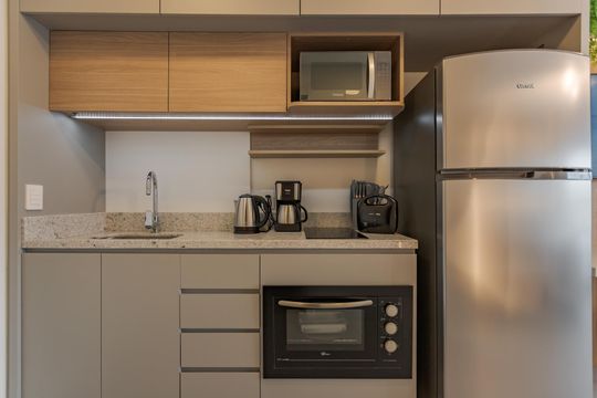 Cozinha de apartamento à venda com 1 quarto, 44m² em Passo D’areia, Porto Alegre