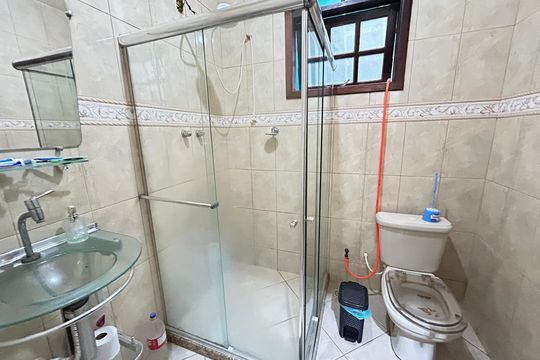 Banheiro Social de casa à venda com 3 quartos, 50m² em Realengo, Rio de Janeiro