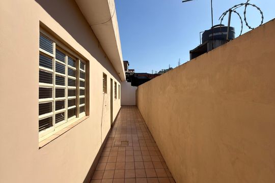 Corredor de casa para alugar com 2 quartos, 125m² em Ferrazópolis, São Bernardo do Campo