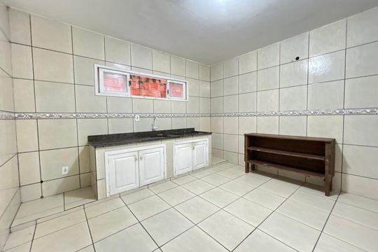 Cozinha de casa para alugar com 2 quartos, 150m² em Campeche Central, Florianópolis