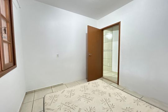 Quarto 1 de casa para alugar com 2 quartos, 150m² em Campeche Central, Florianópolis