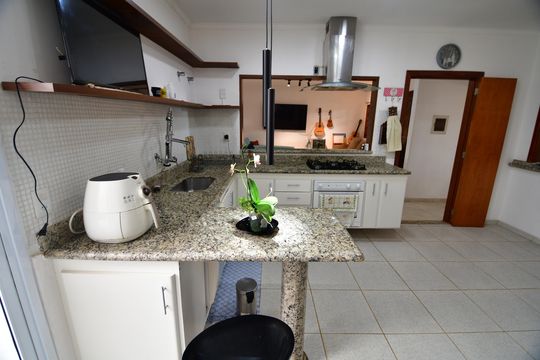 Cozinha de casa à venda com 3 quartos, 190m² em Nova Campinas, Campinas
