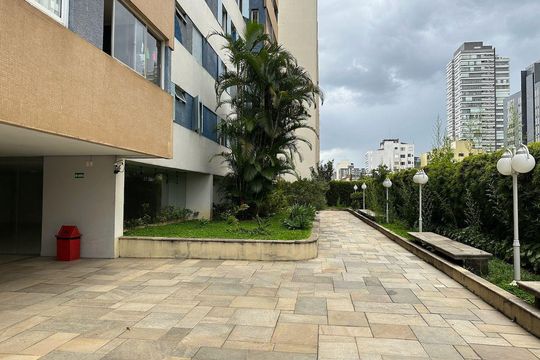 Área externa de apartamento para alugar com 3 quartos, 90m² em Pinheiros, São Paulo