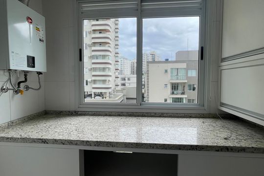Área de Serviço de apartamento para alugar com 4 quartos, 134m² em Campinas, São José