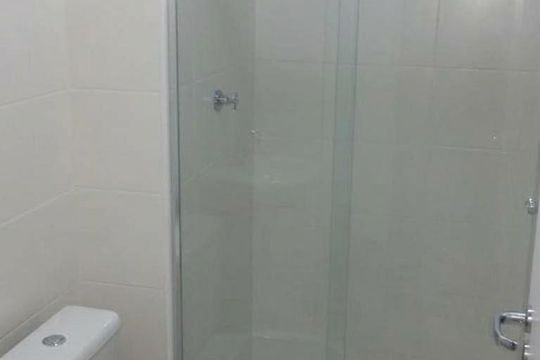 Banheiro de apartamento à venda com 2 quartos, 48m² em Vila Siqueira, São Paulo