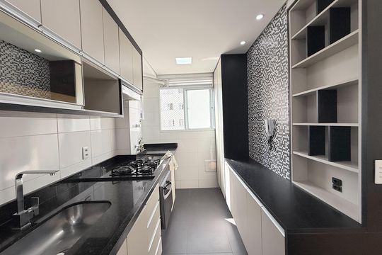 Cozinha de apartamento para alugar com 2 quartos, 50m² em Vila Ipojuca, São Paulo