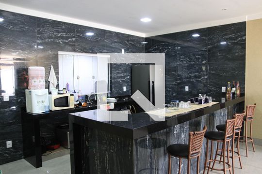 Cozinha de casa para alugar com 3 quartos, 150m² em Capuava, Goiânia