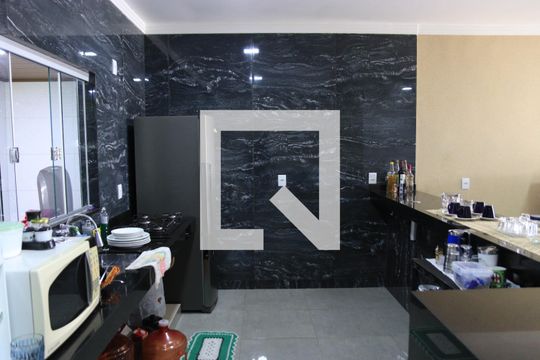 Cozinha de casa à venda com 3 quartos, 250m² em Capuava, Goiânia