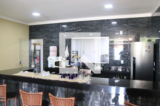 Cozinha de casa à venda com 3 quartos, 250m² em Capuava, Goiânia