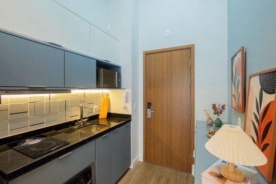 Cozinha de apartamento para alugar com 1 quarto, 27m² em Perdizes, São Paulo