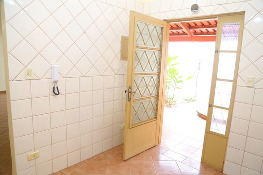 Casa à venda com 4 quartos, 330m² em Setor Marechal Rondon, Goiânia