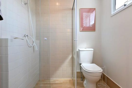 Banheiro de apartamento para alugar com 1 quarto, 27m² em Moema, São Paulo