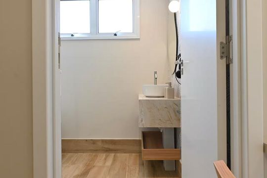 Corredor de apartamento para alugar com 1 quarto, 27m² em Moema, São Paulo