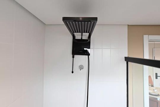 Banheiro de apartamento para alugar com 1 quarto, 27m² em Moema, São Paulo