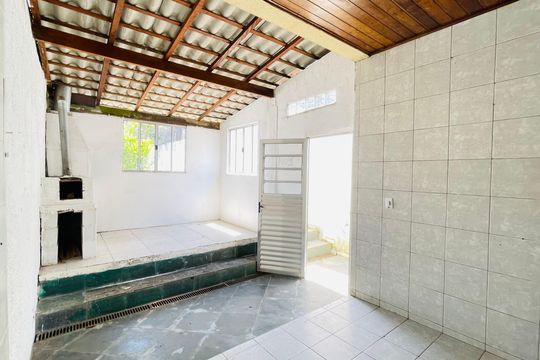 Área privativa de casa para alugar com 2 quartos, 125m² em Parque Mirante da Mata, Cotia