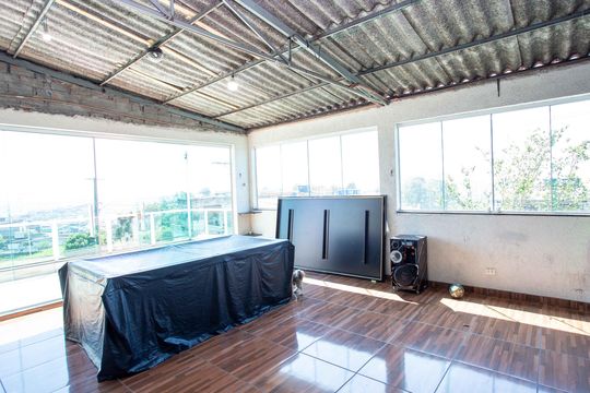Espaço Gourmet de casa à venda com 3 quartos, 180m² em Centro, Diadema