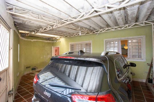 Garagem de casa à venda com 3 quartos, 180m² em Centro, Diadema