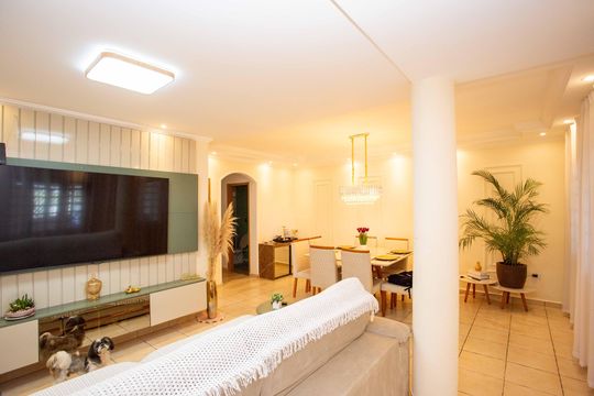 Sala de casa à venda com 3 quartos, 180m² em Centro, Diadema