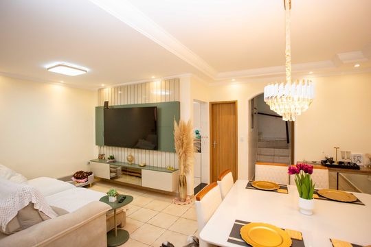 Casa à venda com 3 quartos, 180m² em Centro, Diadema