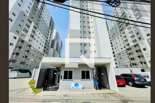 Fachada do Prédio de apartamento para alugar com 2 quartos, 44m² em Bonsucesso, Guarulhos