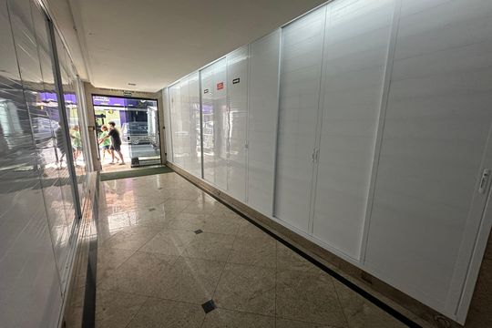 Hall de entrada de kitnet/studio para alugar com 1 quarto, 36m² em Centro, São Vicente