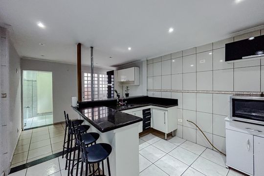 Cozinha de casa para alugar com 3 quartos, 200m² em Vila Carrão, São Paulo